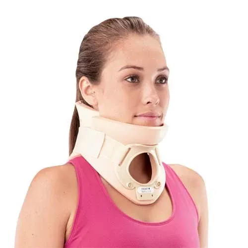 Cervical Collar with Open Trachea - BRG- 11312