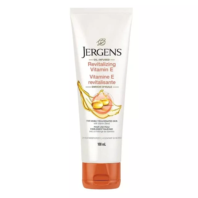 Jergens Oil Infused Moisturizer Revitalizing Vitamin E